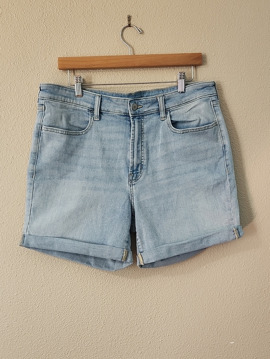 Old Navy Pants - Old Navy Light Blue Rolled-Hem Wow Denim Shorts
